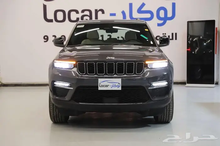 جراند شيروكي 2025 لاريدو ستاندرد دبل 5 و 7 مقاعد 0