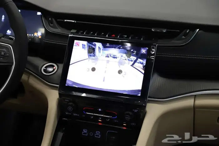 جراند شيروكي 2025 لاريدو ستاندرد دبل 5 و 7 مقاعد 8