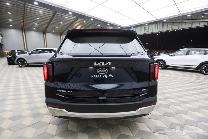 كيا سورنتو ستاندر بنزين 2025 بسعر مميز لفتره محدوده 5
