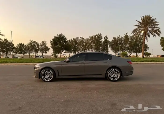 للبيع BMW 730 Li ممشى 60 الف موديل 2020 نظيف جدا 3