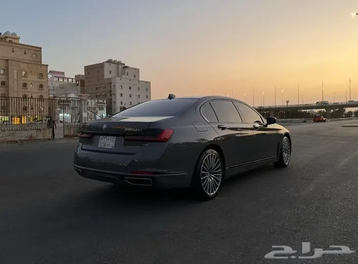 للبيع BMW 730 Li ممشى 60 الف موديل 2020 نظيف جدا 5