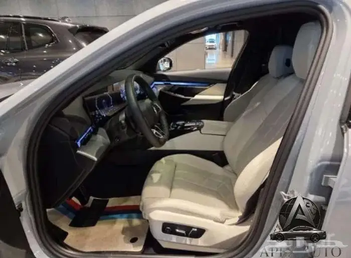 BMW 520 i mkit Sport Special Edition 2025 عرض نادر 5