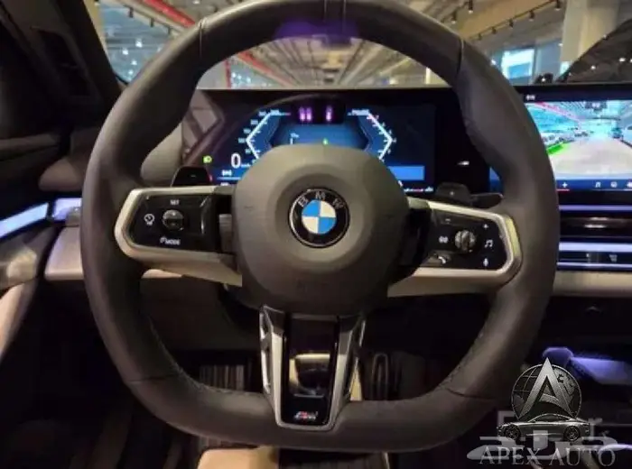 BMW 520 i mkit Sport Special Edition 2025 عرض نادر 6