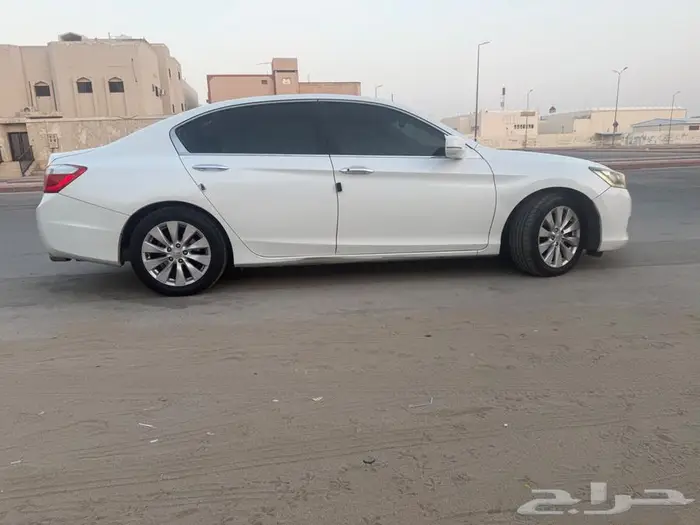 هوندا اكورد 2014 نظيفه ماشاء الله 14