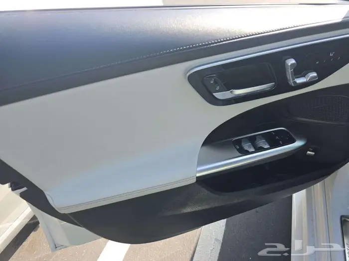 مرسيدس بنز C300 موديل 2022   للإستيراد   نظيفة جدا 14