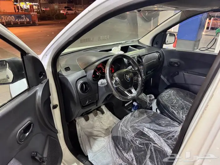 دوكر فان 2018 نضيف جدا 11