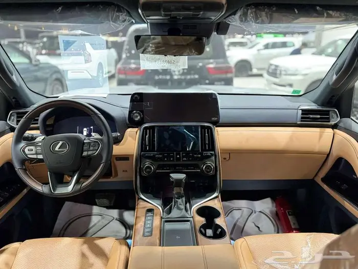 جيب لكزس LX600 BB ابيض الساير 2025 باقل الاسعار 5