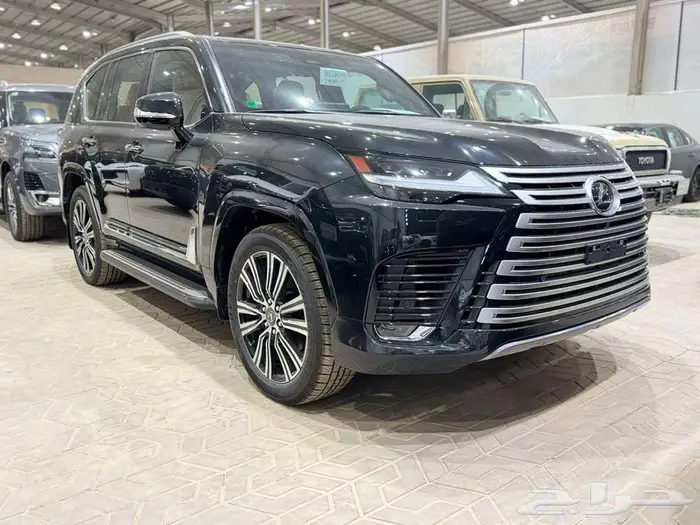 جيب لكزس LX600 BB ابيض الساير 2025 باقل الاسعار 1