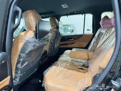 جيب لكزس LX600 BB ابيض الساير 2025 باقل الاسعار index