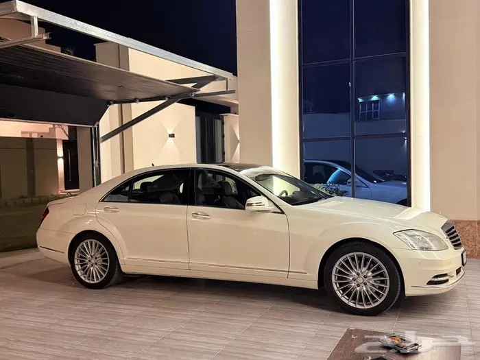 مرسيدس بنز 2010 13