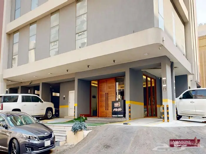 للإيجار شقة مؤثثة سكنية بمركز مليباري ريز دنس 4