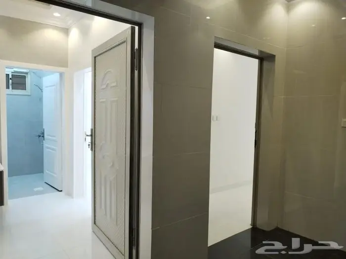 للبيع شقه في أبها حي البديع 3