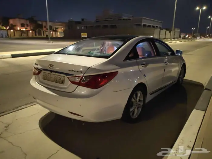 للبيع هونداي سوناتا موديل 2012 نص فل مستخدمة 2