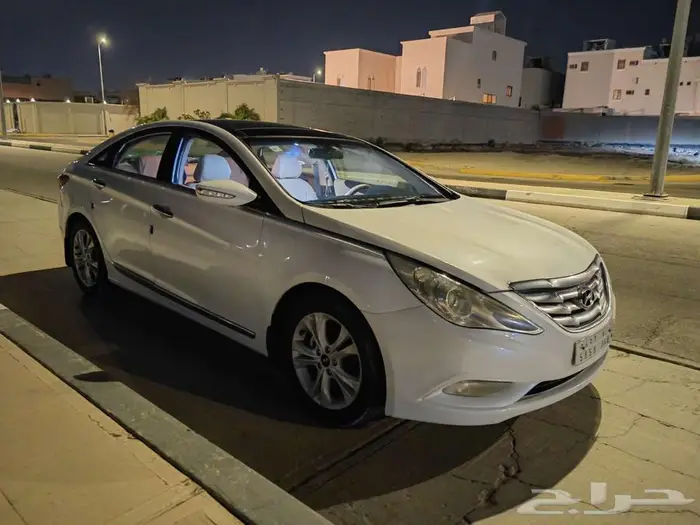 للبيع هونداي سوناتا موديل 2012 نص فل مستخدمة 1