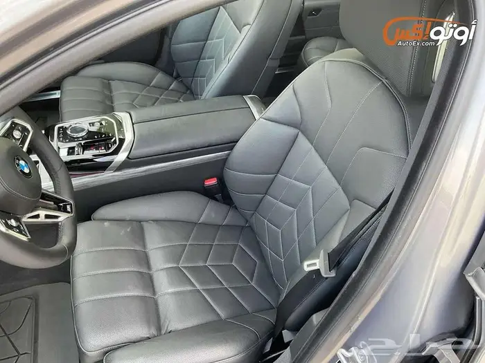 2024 بي إم دبليو 760i xDrive 8