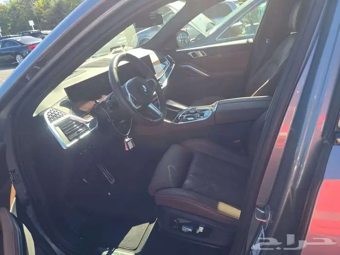 2025 BMW X6 XDRIVE40I 8