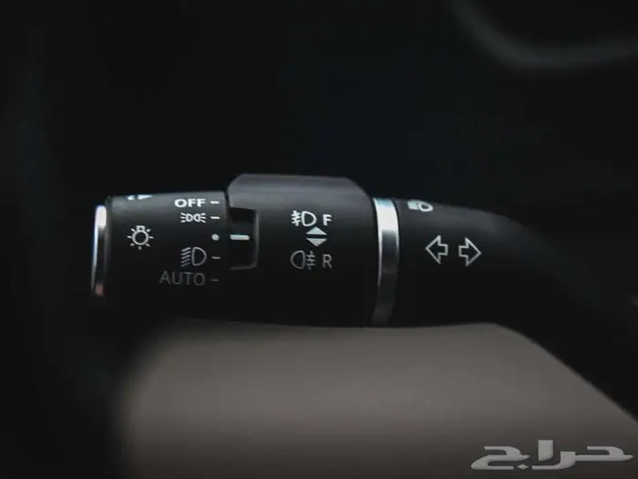 2023 Land Rover Defender 110 X-Dynamic SE 14