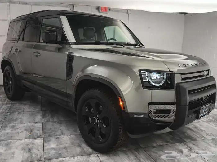 2023 Land Rover Defender 110 X-Dynamic SE 2