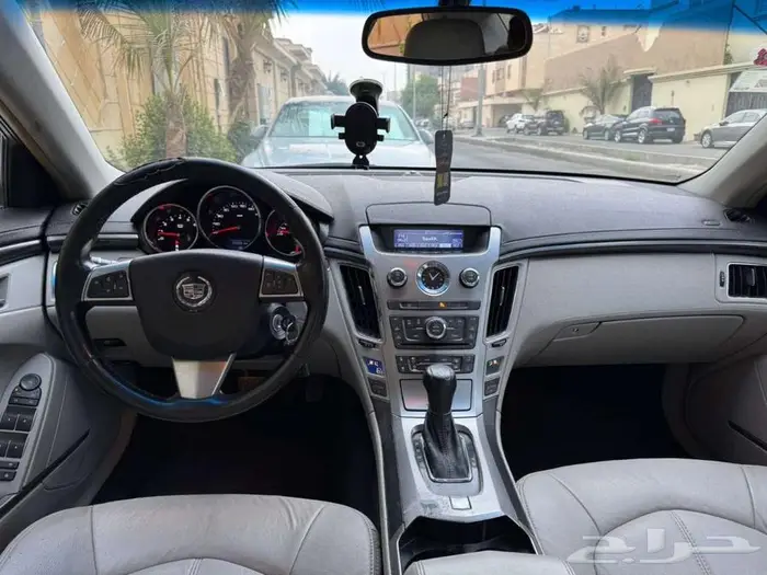كاديلاك CTS موديل 2011 نص فل (ماشية 289 الف) مجدد ومفحوص 6