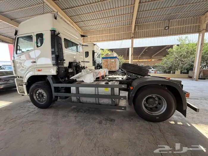 شاحنة سينو ترك HOWO NX440 4X2 اوتوماتيك موديل 2025 16