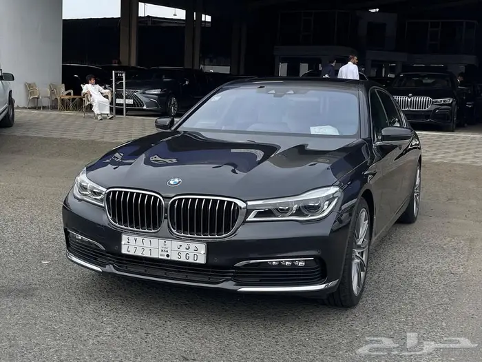 بي ام دبليو 730il 2019 مخزن 0