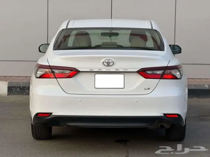 تويوتا كامري موديل 2022 سيارة نظيفة جدا كاش و اقساط 3