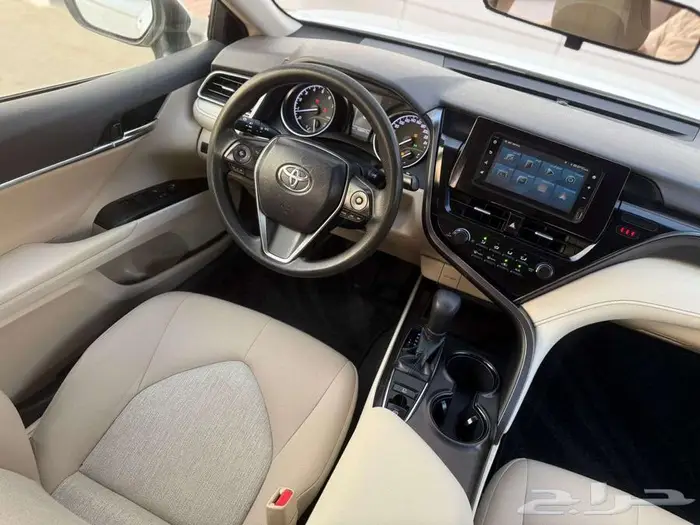 تويوتا كامري موديل 2022 سيارة نظيفة جدا كاش و اقساط 7