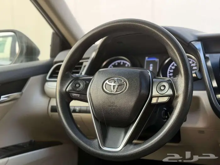 تويوتا كامري موديل 2022 سيارة نظيفة جدا كاش و اقساط 10