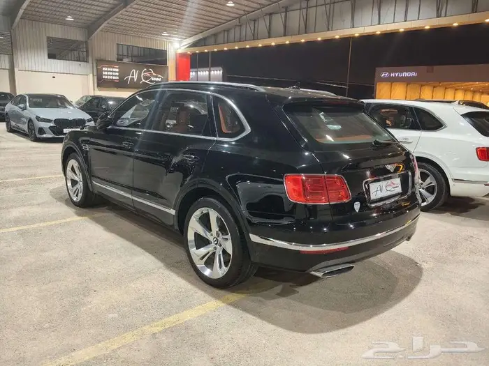 بنتلي بنتياقا موديل 2019 سعودي بدى وكالة 13