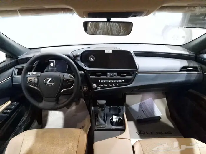 لكزس ES350 فئة CAبريمى ابيض 2025 باقل الاسعار 4