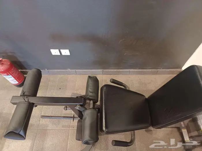 أغراض صالة رياضية كاملة مستعملة للبيع بجدة 8