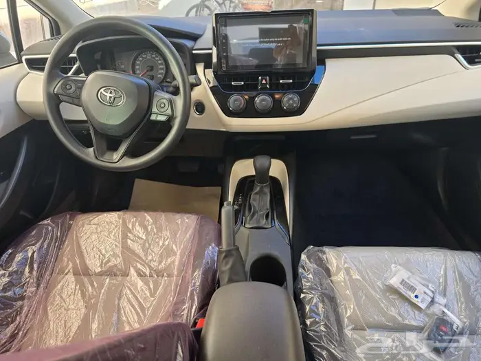 كورولا 2025 xli 2.0 سعودية فتحة وبصمة وكاميرات محيطية 5