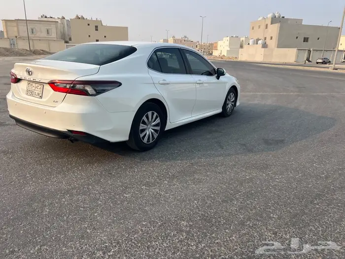كامرى 2022 سعودي ماشيه 97 الف 9
