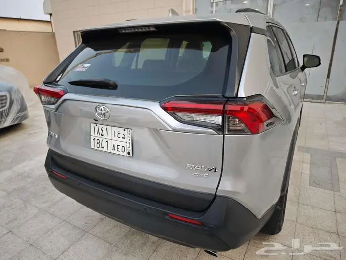 تويوتا راف فور 2019 بحاله الجديد جميع الصيانات بالوكالة 10