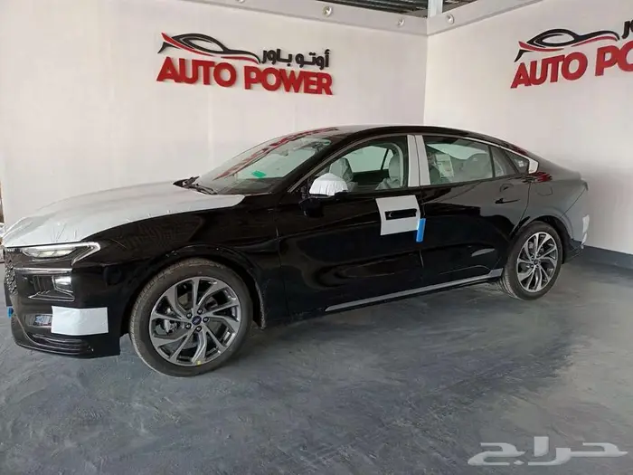 عرض خاص فورد تورس تيتانيوم موديل 2026 2