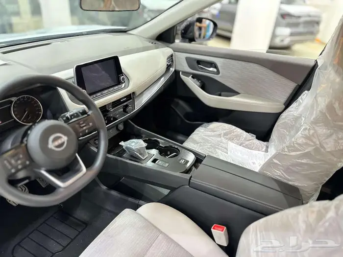 نيسان اكستريل 7 راكب ستاندر بدون دبل اللون الجديد- 2025 6