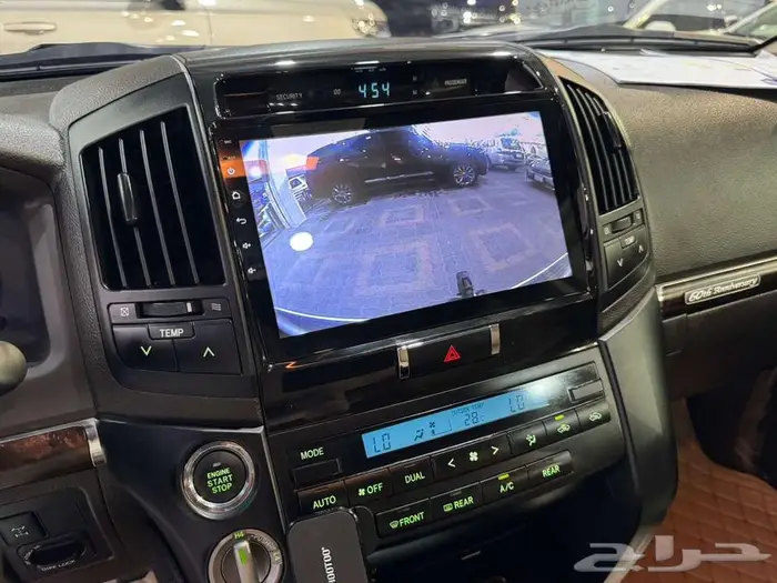 للبيع لاندكروزر GXR-3 2011 فل ابشن سعودي فئة 60 عام 51