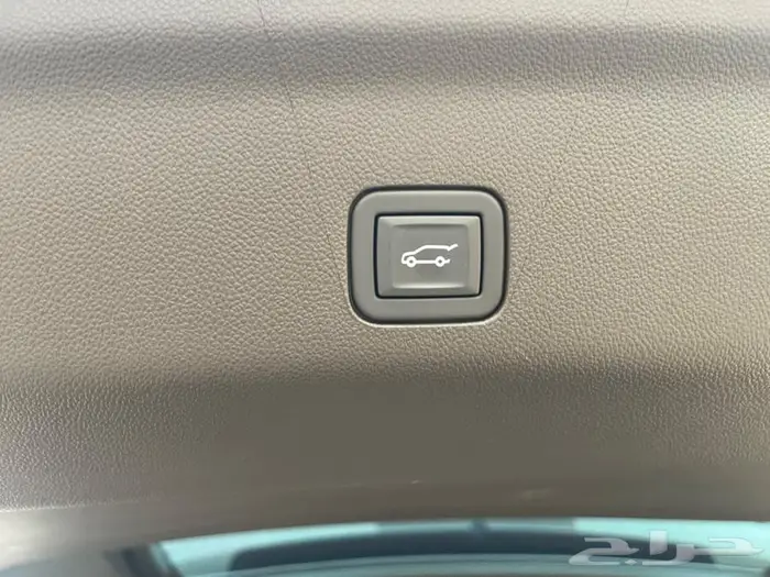 يوكن 2024 طويل ملكي 10