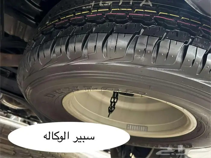 للبيع لاندكروزر GXR-3 2011 فل ابشن سعودي فئة 60 عام 84