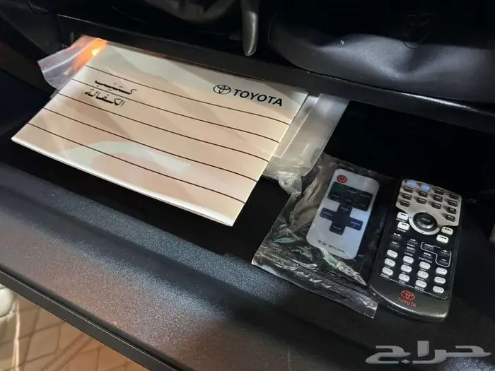 للبيع لاندكروزر GXR-3 2011 فل ابشن سعودي فئة 60 عام 91