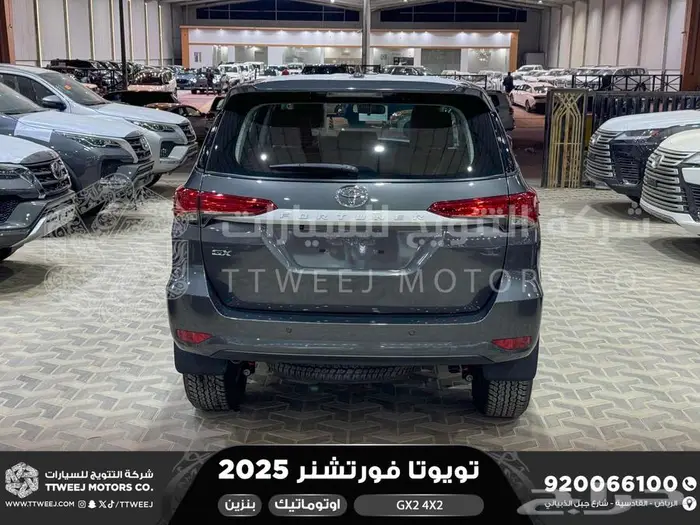 تويوتا فورتشنر بدون دبل رمادي بنزين 2025 اقل اسعار كاش وبنوك 24