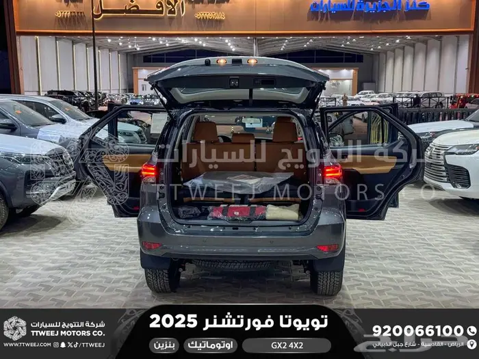 تويوتا فورتشنر بدون دبل رمادي بنزين 2025 اقل اسعار كاش وبنوك 31