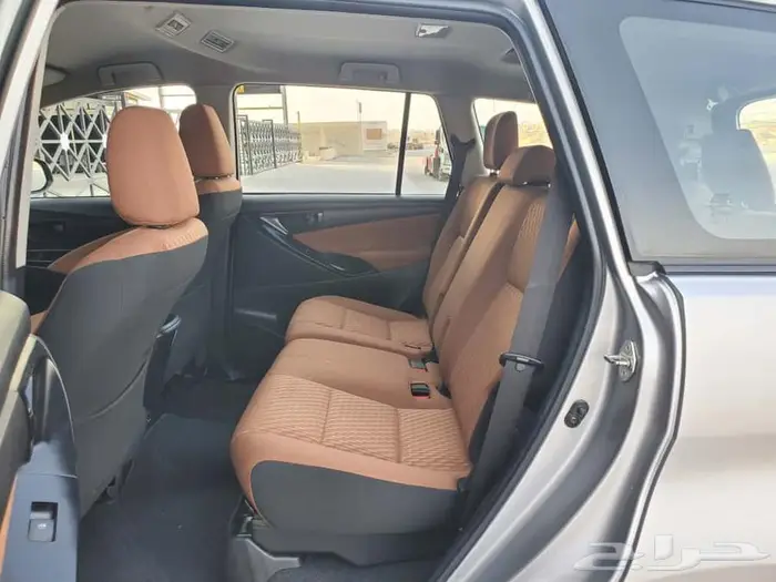 تويوتا انوفا 2016 10