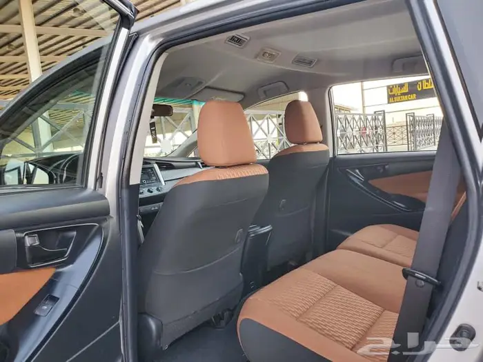 تويوتا انوفا 2016 11