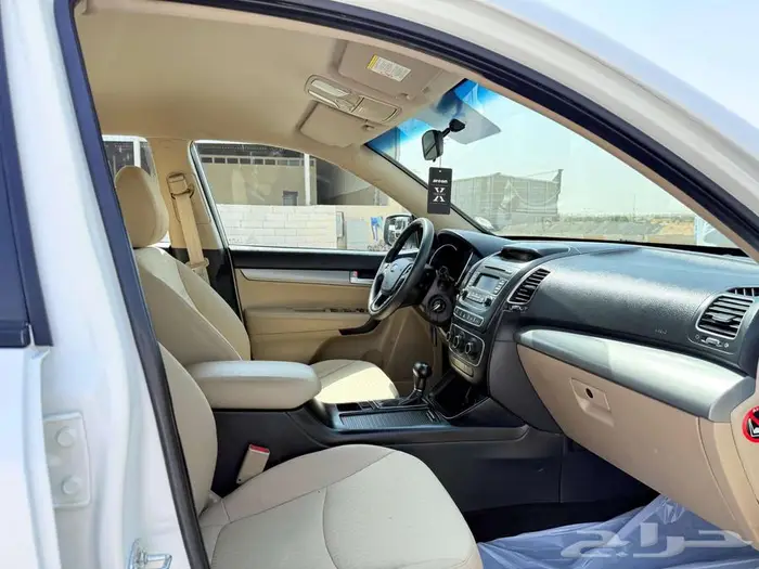 كيا سورنتو 2015 12