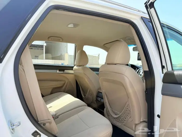 كيا سورنتو 2015 10