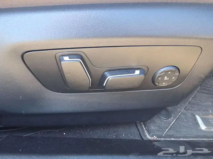 بي ام الفئة الخامسة 520 - BMW520I 2024 14