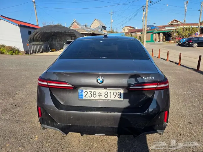 بي ام الفئة الخامسة 520 - BMW520I 2024 3