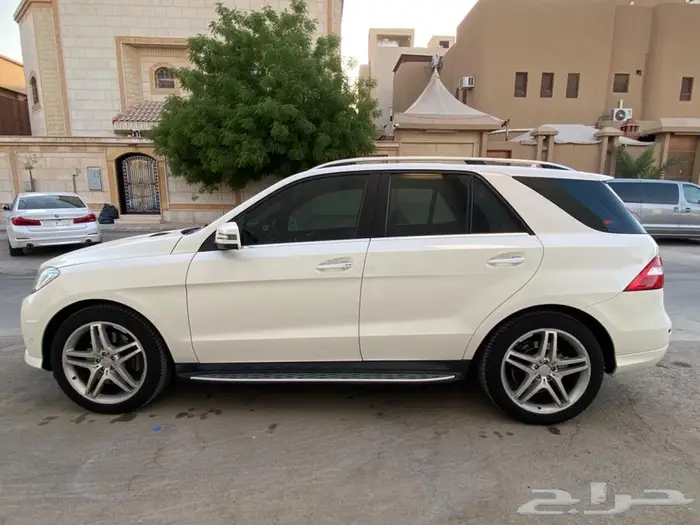 للبيع مرسيدس ام ال فل الفل نظيف 3