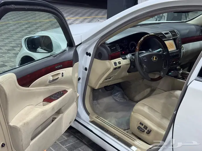 لكزز LS 460 2009 2